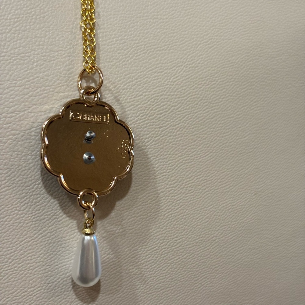 Chanel stamped Gold and Black Pendant Zipper Pull w drop Pearl - Picture 7 of 8